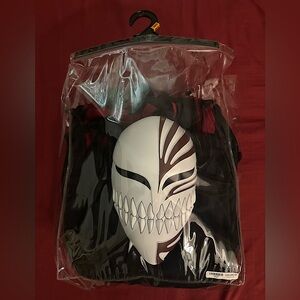 🗡️ Cosplay Ichigo Kurosaki of anime show Bleach 🗡️